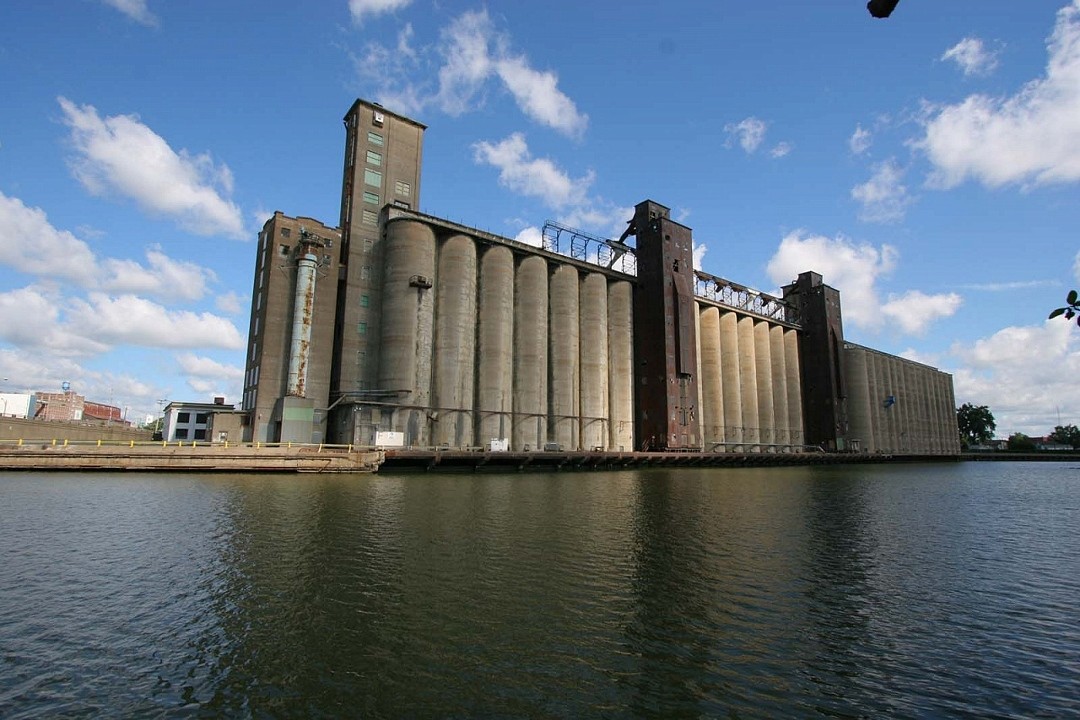 Grain elevator
